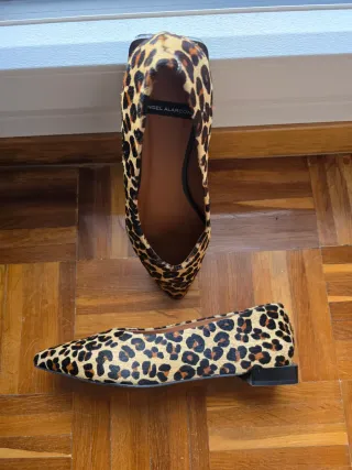 Bailarinas leopardo Angel Alarcón, tienen 2 usos