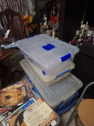 Caja de almacenamiento de plástico transparente