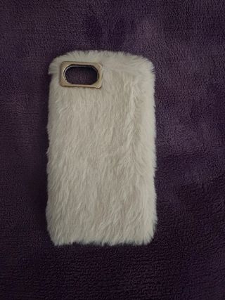 Custodia iPhone 6/6S/7/8 in pelliccia bianca