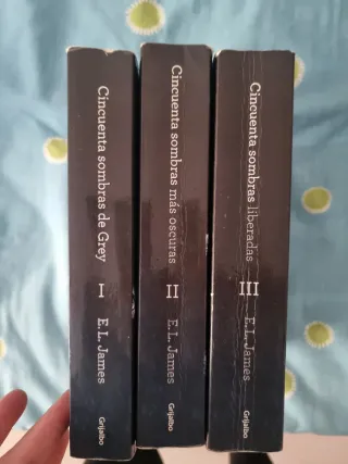 CINCUENTA SOMBRAS DE GREY