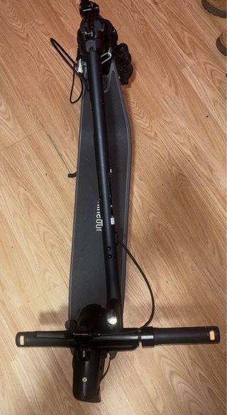 Patinete NINEBOT E2 + Casco REBOOK