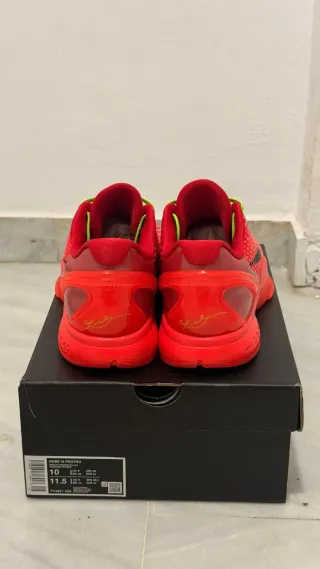 Zapatillas Nike Rojas y Verdes