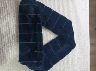 Fular terciopelo azul marino supersuave