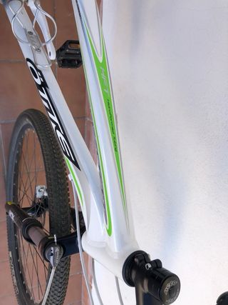 Bicicleta OTTE W901 Talla L Ruedas 29 Blanca