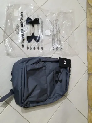 Zaino Under Armour Grigio