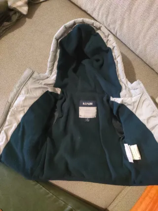 Casaco de bebé com capuz