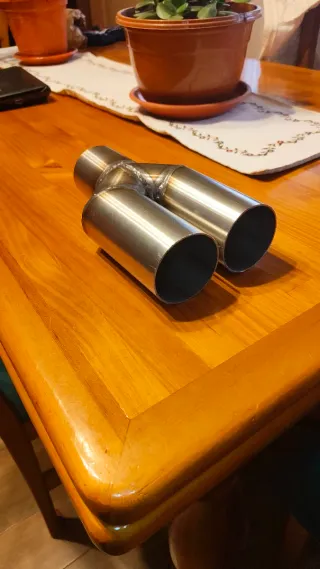 Cola de escape doble 2.5"