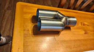 Cola de escape doble 2.5"