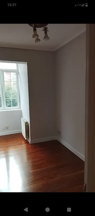 Pintura y lucidos de superficies quitada de gotelé