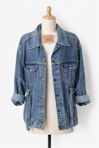Chaqueta Levi's Belted Trucker Azul.