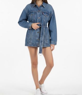 Chaqueta Levi's Belted Trucker Azul.