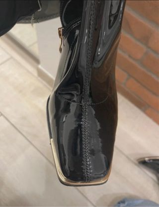 Botas charol negras tacón cuadrado