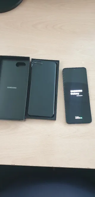 Samsung Galaxy Z Flip 5, GARANTIA HASTA ENERO 2027