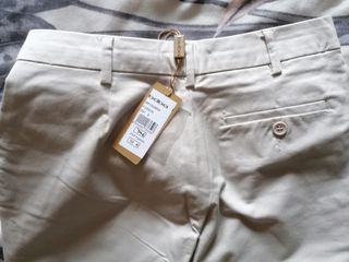 Pantalón Pitillo Talla S Beige