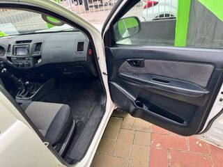 Toyota Hilux 2.5 D-4D 144cv 2016