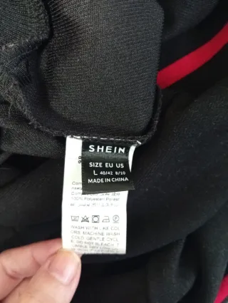 Bomber negra con adorno de Shein