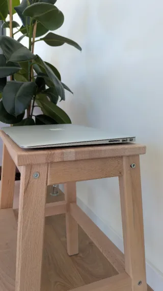 MacBook Air 13” (2013) – i7, 8GB RAM, SSD 256GB