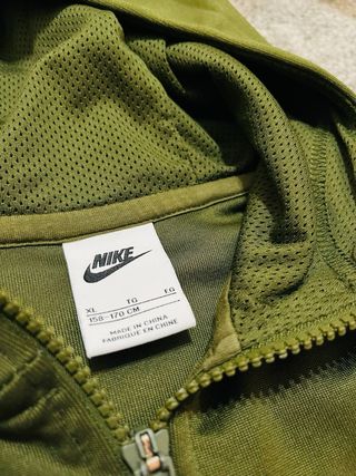 Sudadera Nike Verde con Cremallera