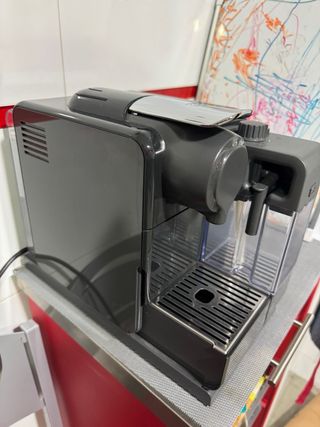 Cafetera Nespresso DeLonghi Cápsulas