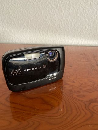 Cámara Fujifilm FinePix Z30 Negra