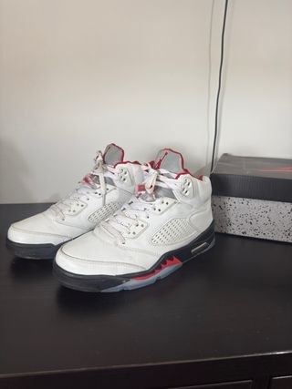 Jordan 5 Fire Red
