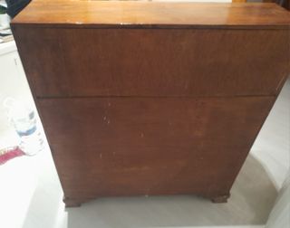 Buró antiguo de madera