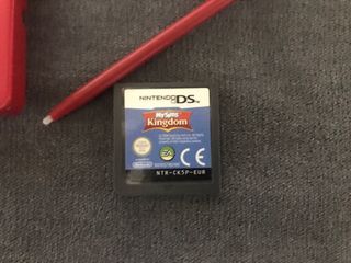 Nintendo DS Roja + Cargador + Lápiz
