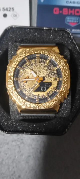 Reloj Casio G-Shock Dorado