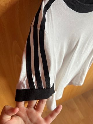 Camiseta Adidas Originals Blanca y Negra Talla XS