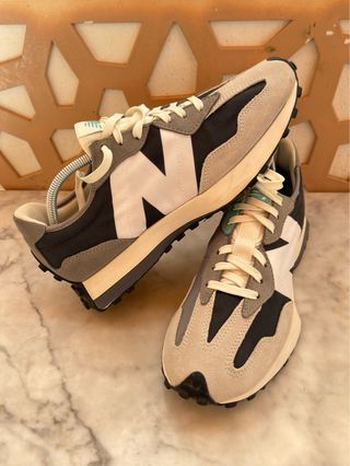 Zapatillas New Balance Beige/Gris