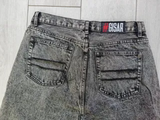 Jeans larghi neri e grigi