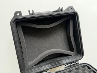 Maleta Peli 1200 rígida con espuma