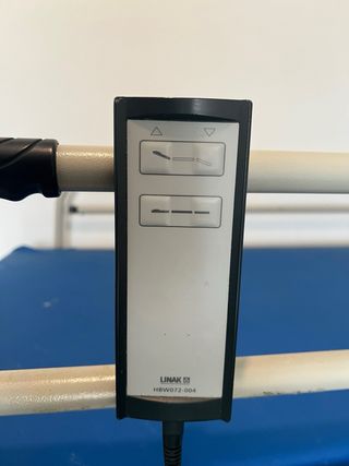 Cama articulada hospitalaria