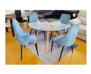 Mesa redonda cristal y 4 sillas terciopelo azul