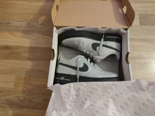 Nike Air Force 1 Talla 35 Gris/Negro