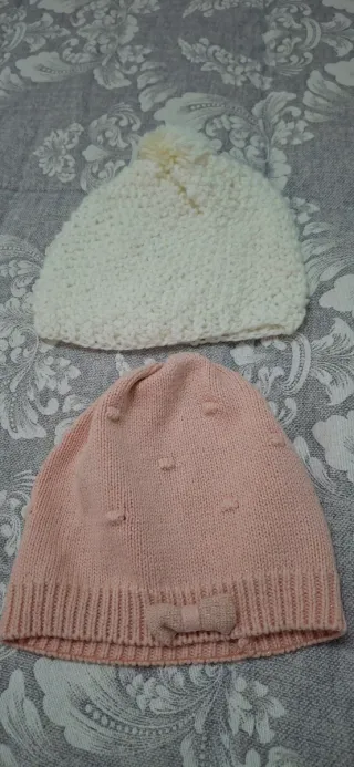 Set 2 cappellini bimba rosa e bianco