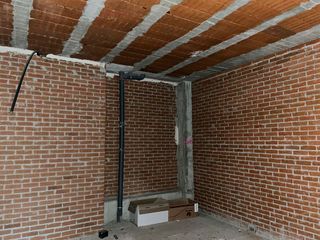 Local comercial en venta en Universidad en Ávila