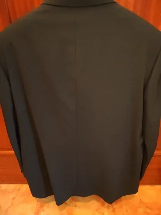 Traje de caballero azul marino