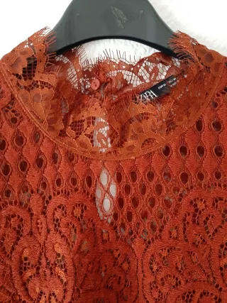 Top Zara Encaje Talla M