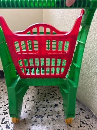 Carrito de supermercado de juguete