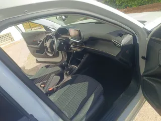 Peugeot 2008 2021