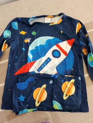 Pijama niño talla 150 espacio