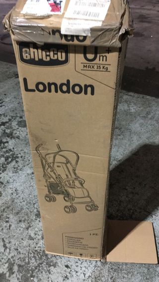 Cochecito de bebé rojo