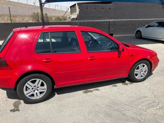 Volkswagen Golf 1.9 130cv