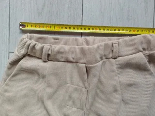 Pantaloni beige a coste