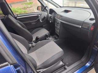 Opel Meriva 2005. Pegatina B. 98000 kms