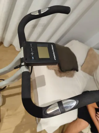 Bicicleta Estática Plegable Pro-Form