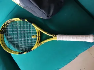 Raquetas Babolat con funda y accesorios