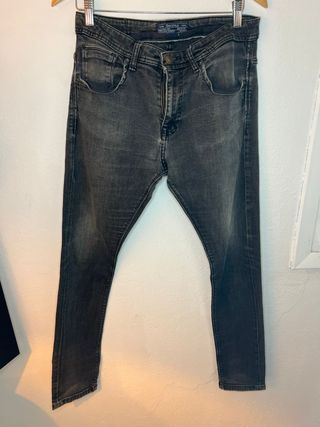 Pantalón Bershka gris hombre Talla M