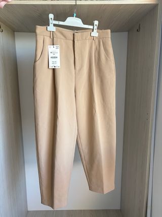 Pantalón Zara